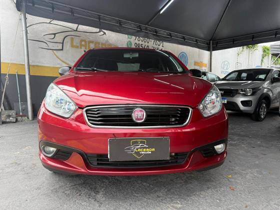 FIAT GRAND SIENA 1.4 MPI ATTRACTIVE 8V FLEX 4P MANUAL FIAT GRAND SIENA 1.4 MPI ATTRACTIVE 8V FLEX 4P MANUAL